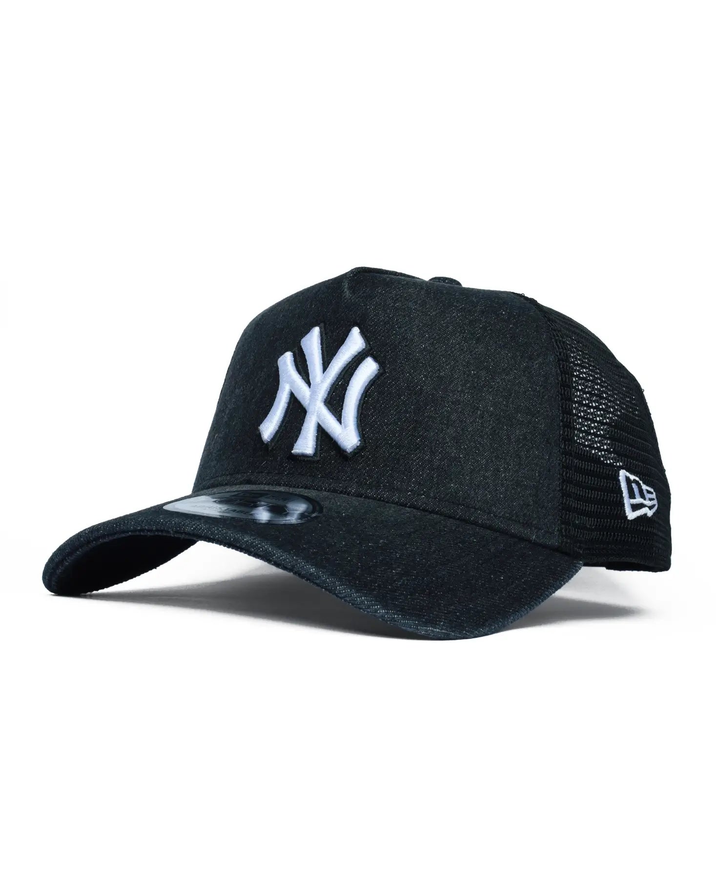 New York Yankees Washed Denim 9Forty A-Frame Trucker Adjustable