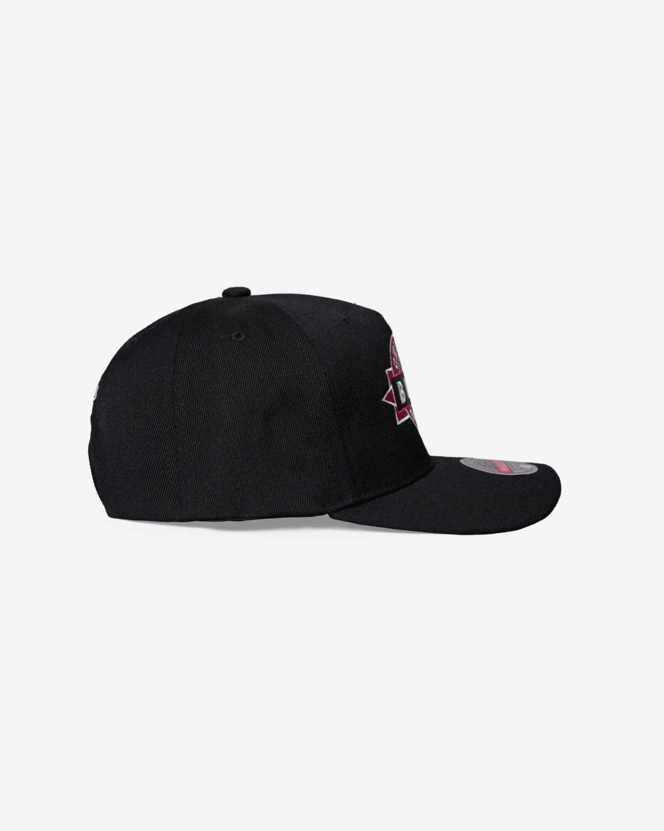 Chicago Bulls Adjustable Red Snapback Cap