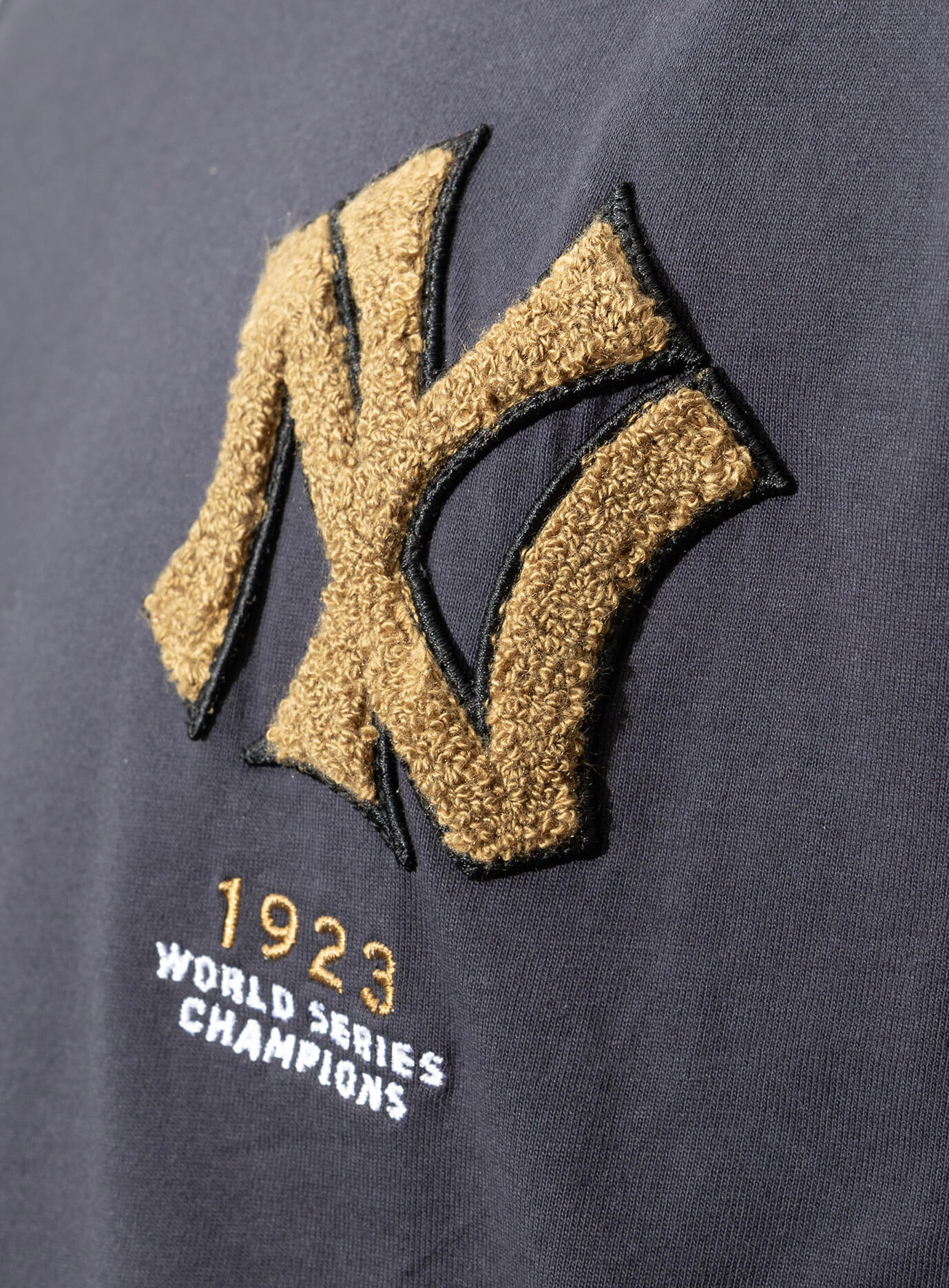 New York Yankees Classic Champions Oversized T-Shirt