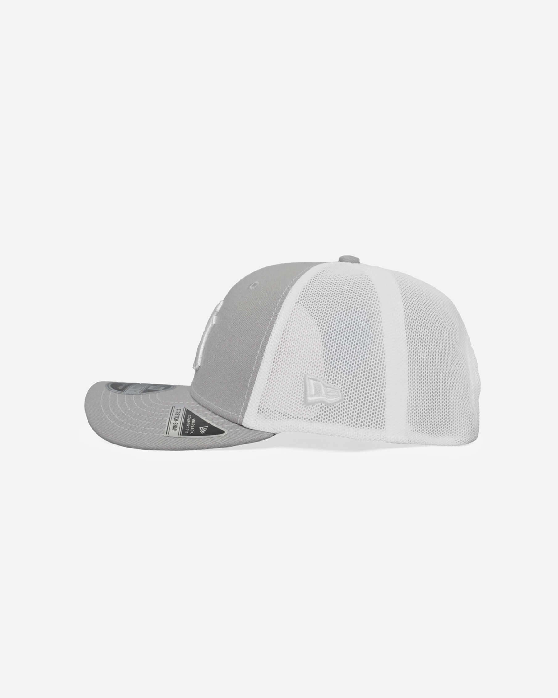 Las Vegas Raiders Trucker Cap