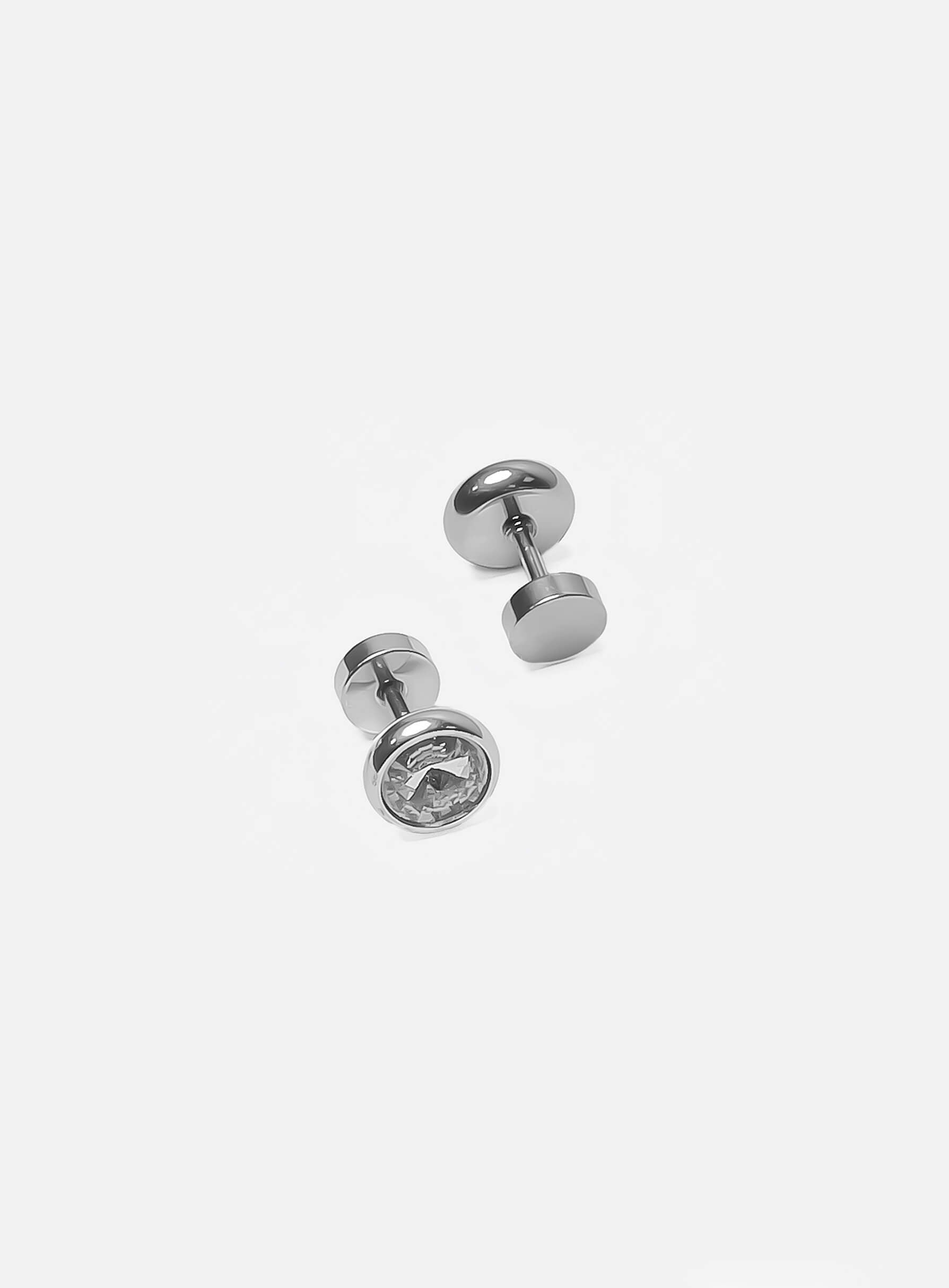 Round Zirconia Stud earrings