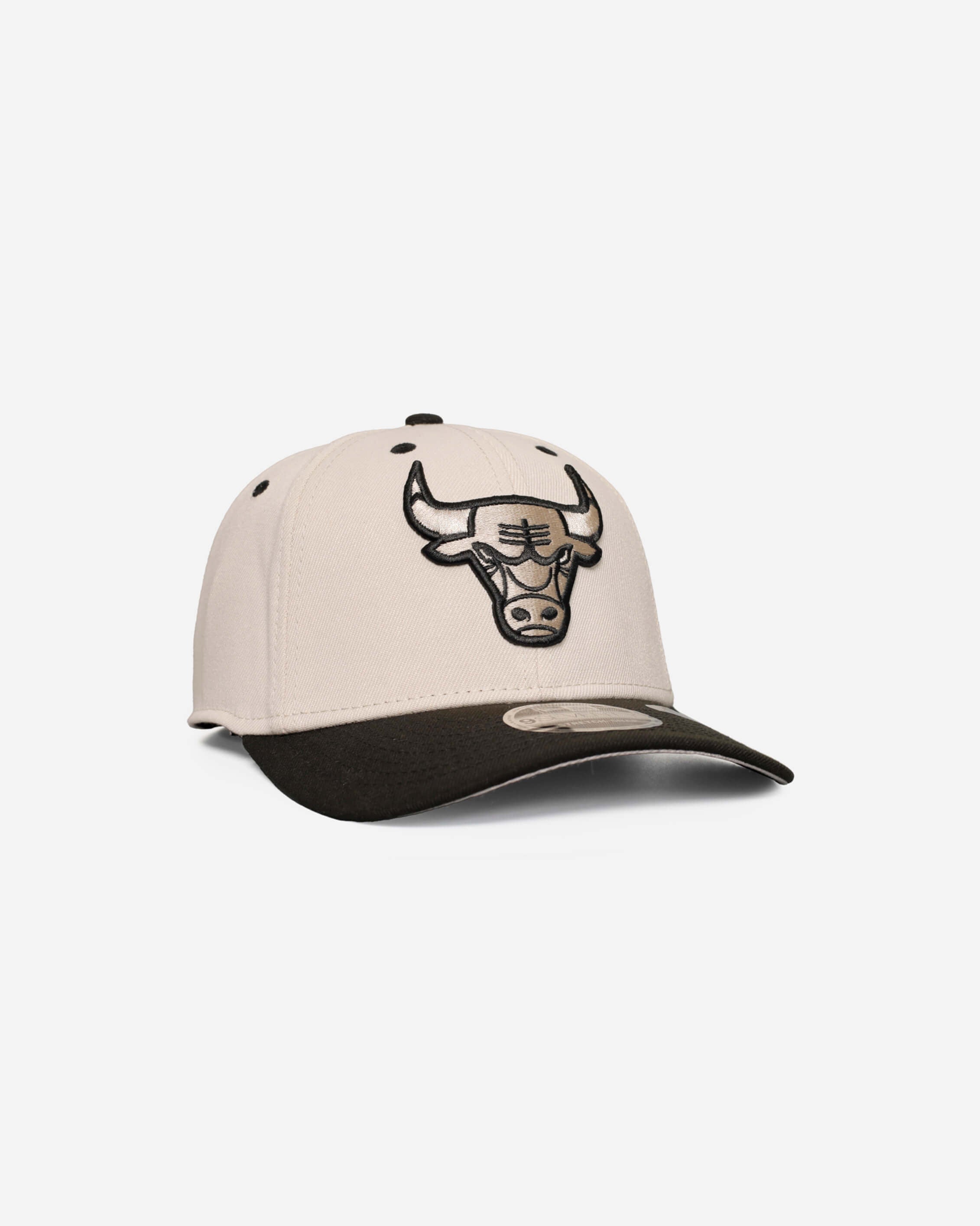 Chicago Bulls 9Seventy Stone Black Stretch Snapback