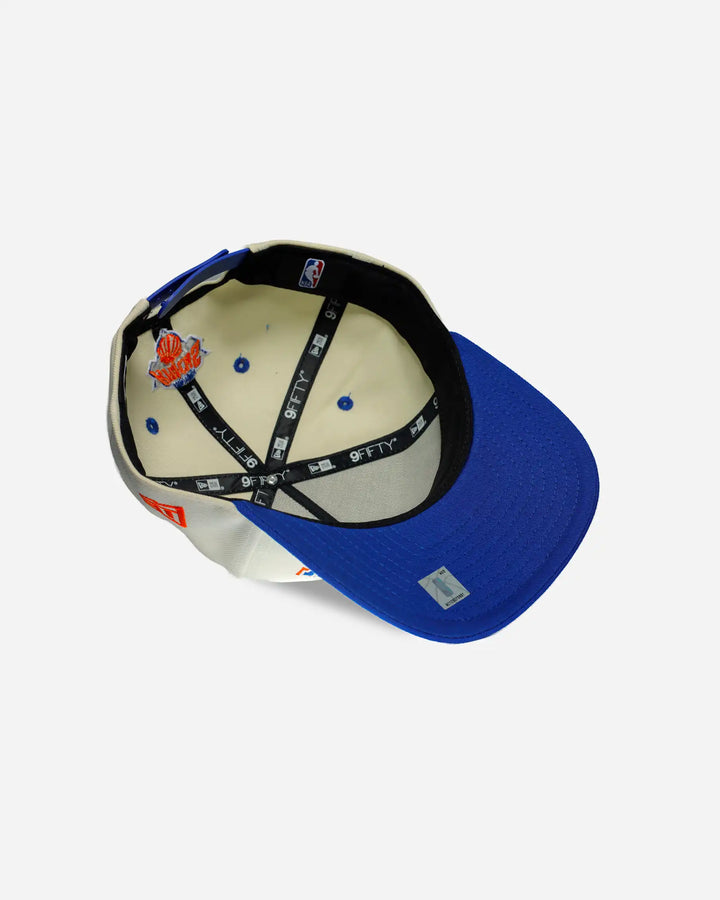 New York Knicks 2-Tone Script 9FIFTY Snapback