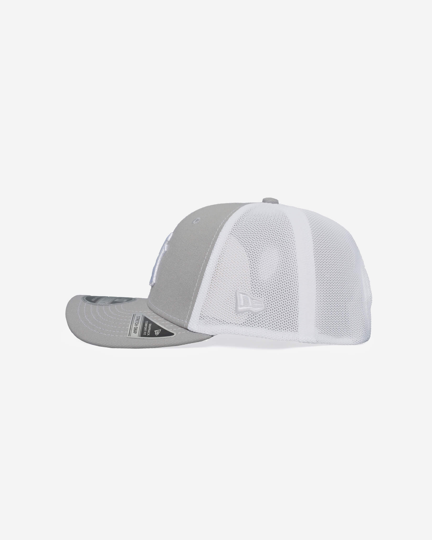 Yankees Trucker Lite Stretch Hat