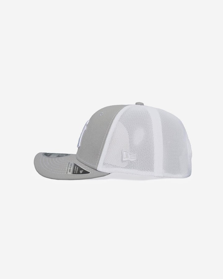 Yankees Trucker Lite Stretch Hat