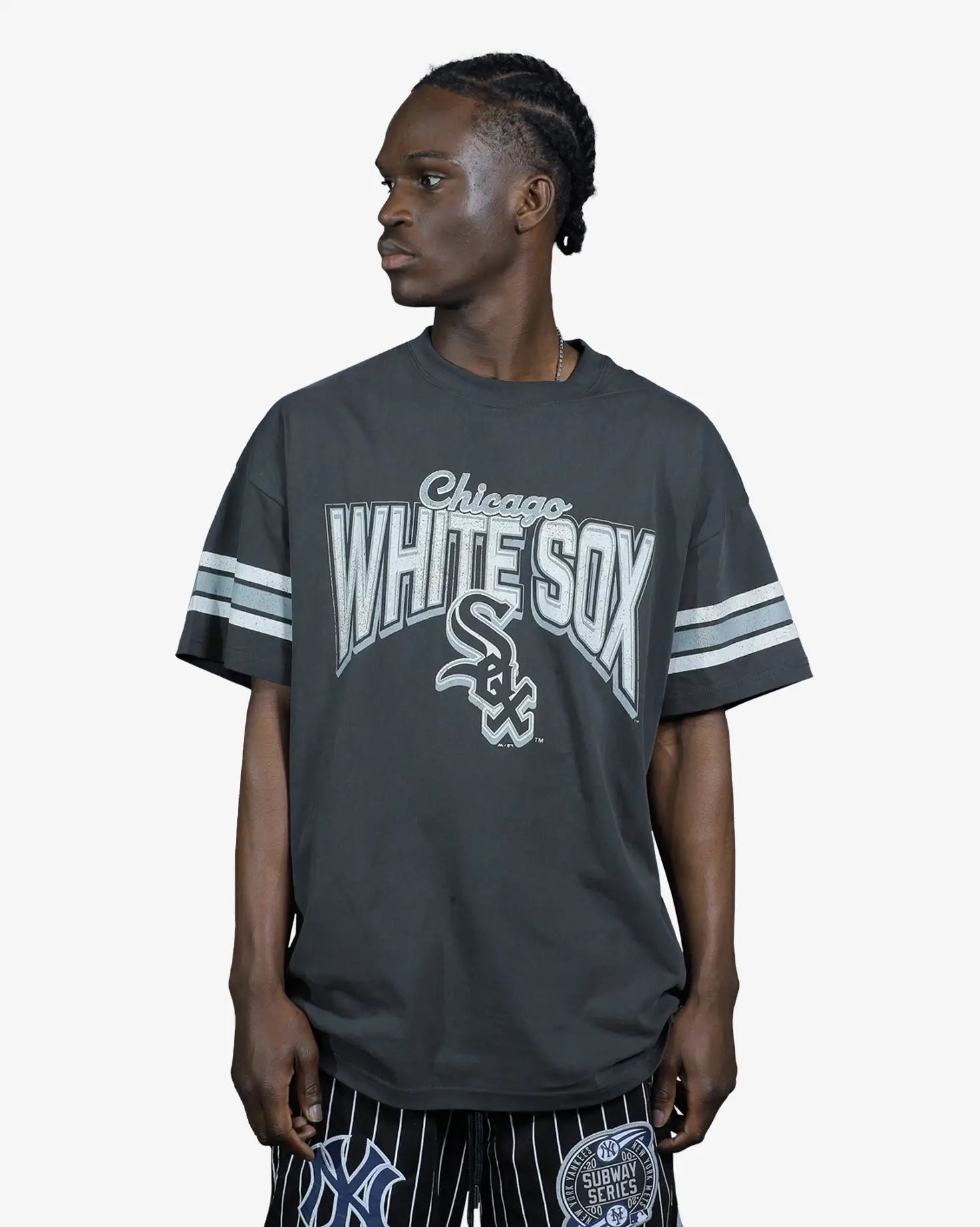 Chicago White Sox Faded Vintage Strip Arch T-Shirt