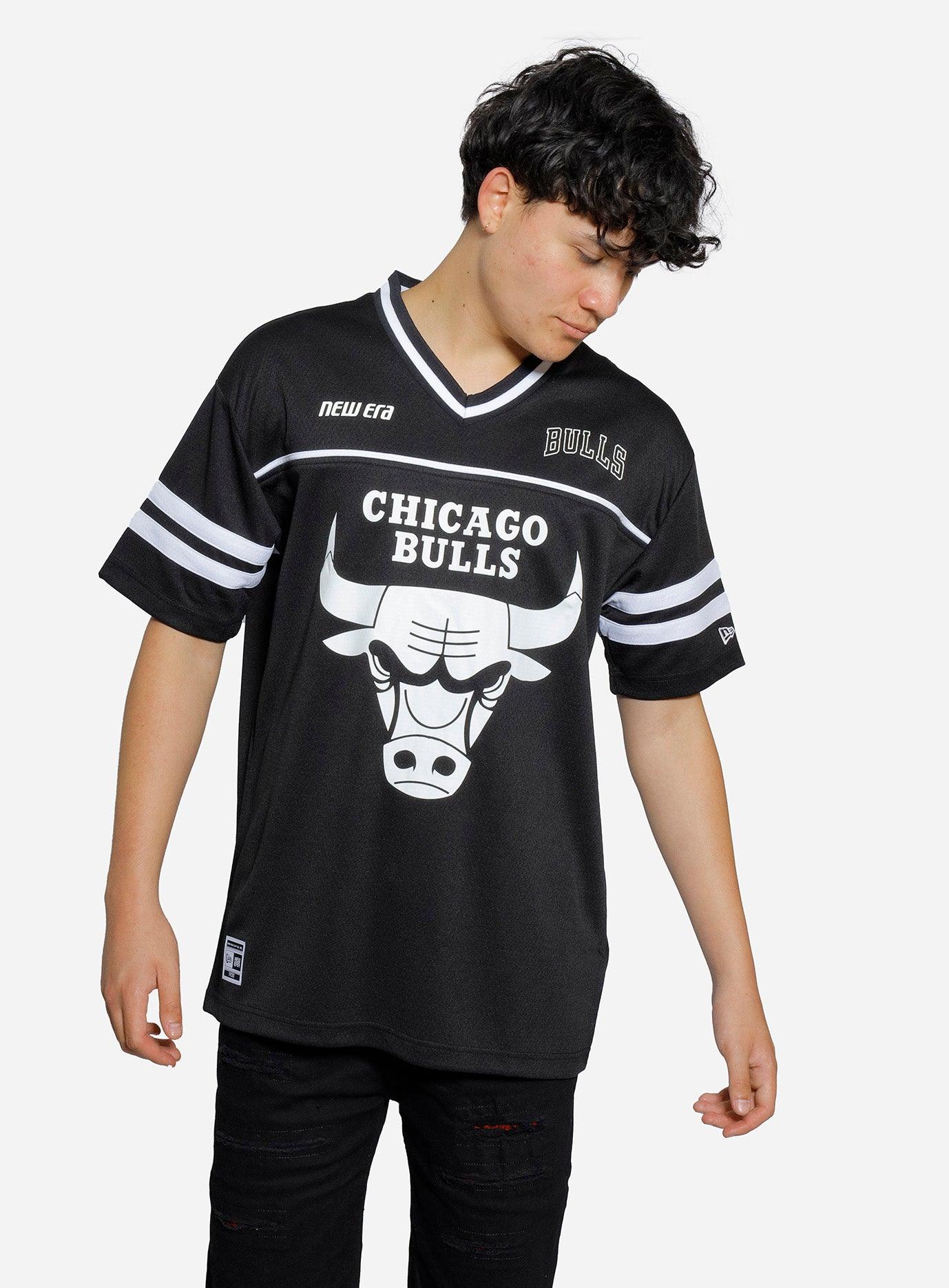 New Era Chicago Bulls V-Mesh Oversized Jersey - Challenger Streetwear