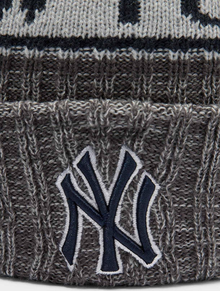 New Era New York Yankees Knit Medium Pom Beanie - Challenger Streetwear